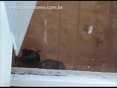 ❤️ શિંગડા માણસ તેની ગર્લફ્રેન્ડને અન્ય વ્યક્તિ સાથે જોઈ રહ્યો છે, દંપતીને ખલેલ પહોંચાડ્યા વિના વાહિયાત વીડિયો રેકોર્ડ કરી રહ્યો છે ❤️  સેક્સ